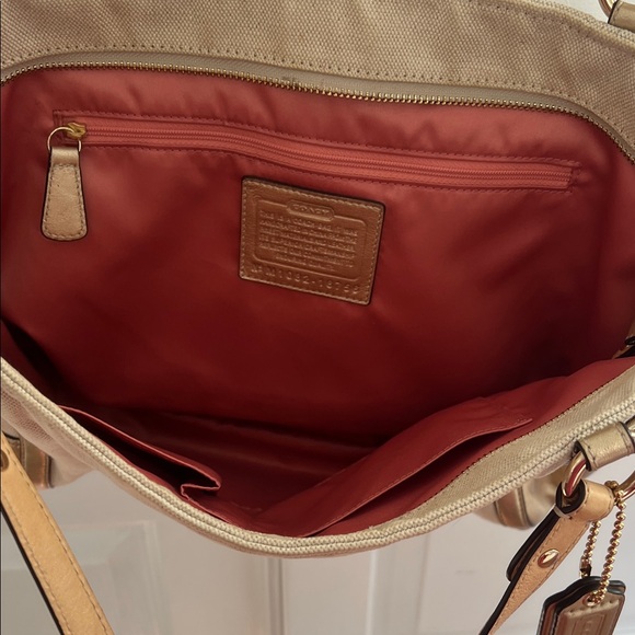 Coach Beige and Gold Shoulder Bag - Picture 8 of 8